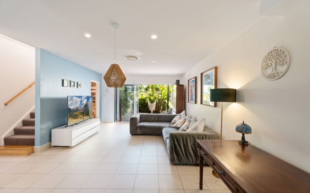 2/136 Pulgul Street, URANGAN  QLD  4655