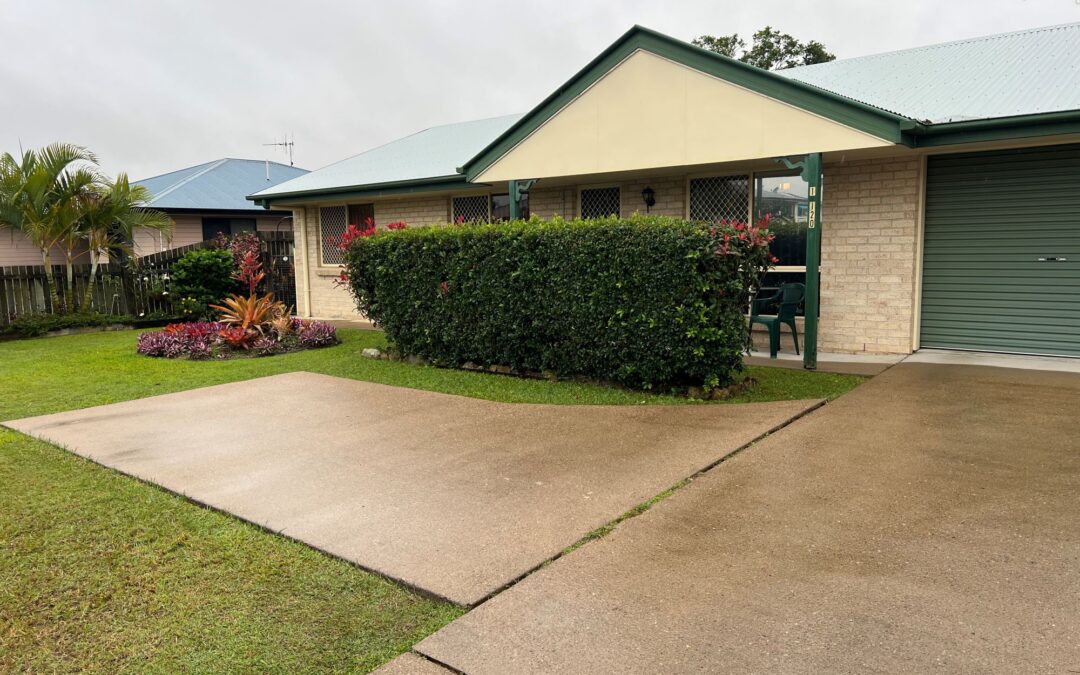 1/120 Banana Street, GRANVILLE  QLD  4650