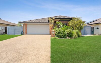 70 Augustus Boulevard, URRAWEEN  QLD  4655