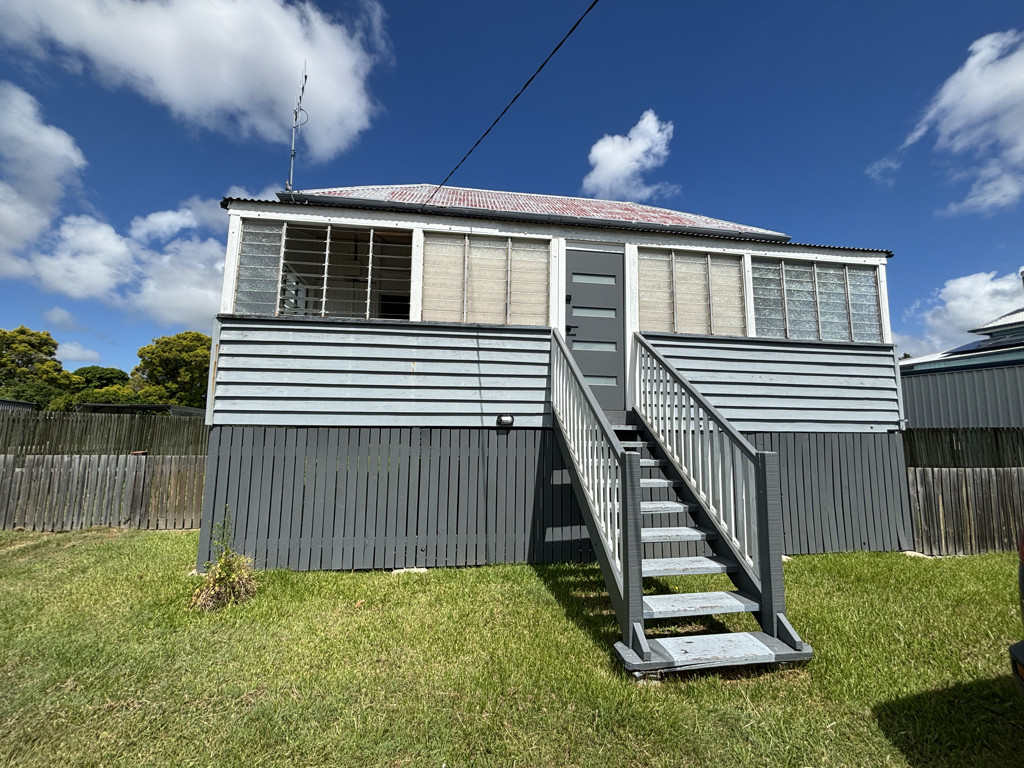 35 Lennox Street, MARYBOROUGH, QLD 4650