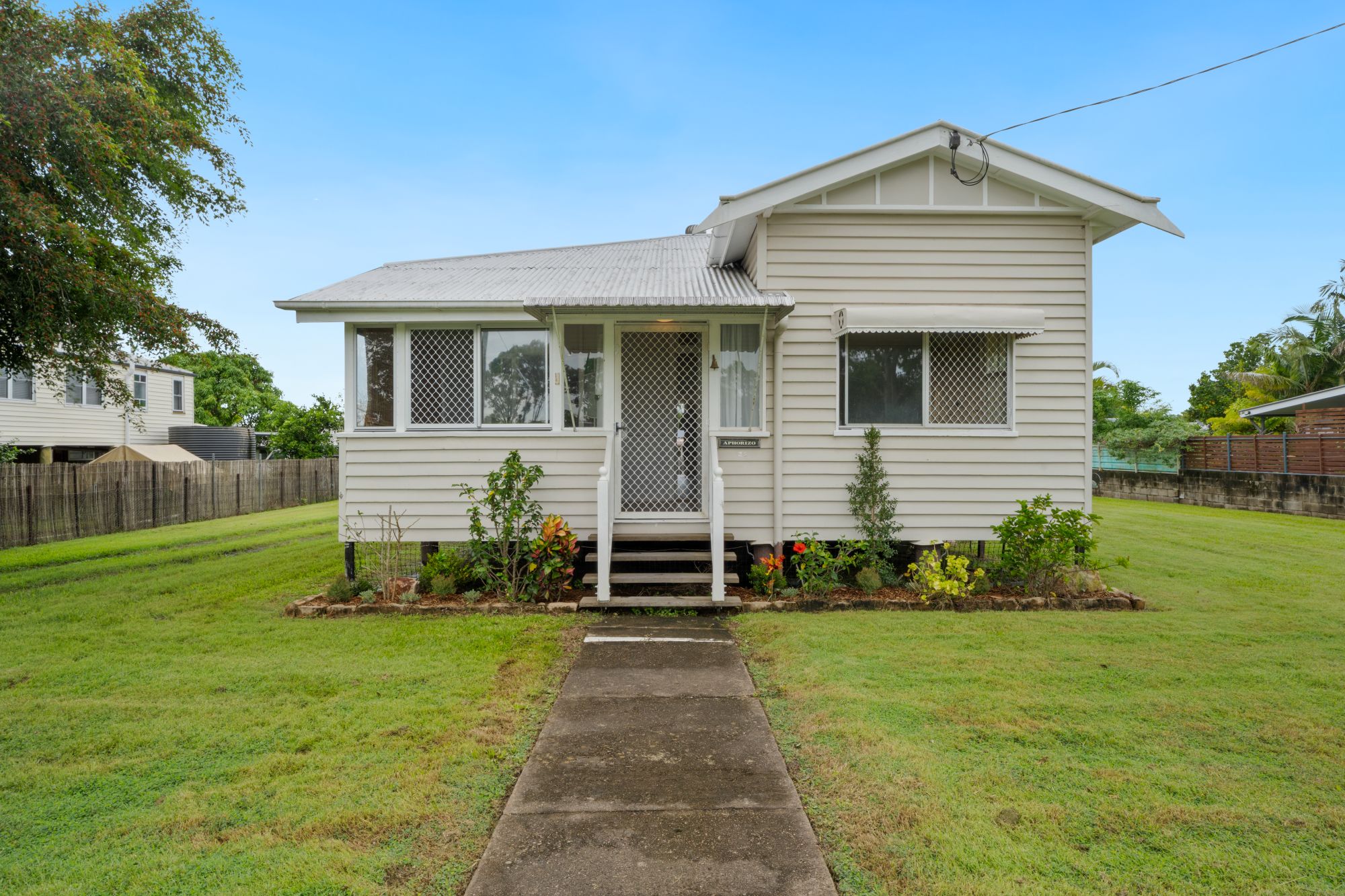 32 Robertson St, TORBANLEA, QLD 4662