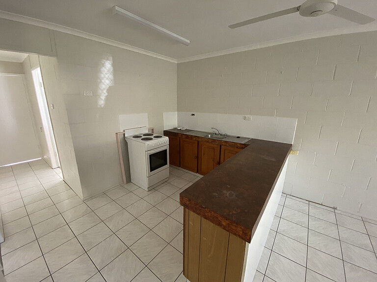 2/12 Ellena Street, MARYBOROUGH, QLD 4650