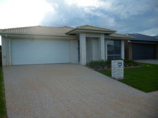 6 Venus Street, URRAWEEN, QLD 4655