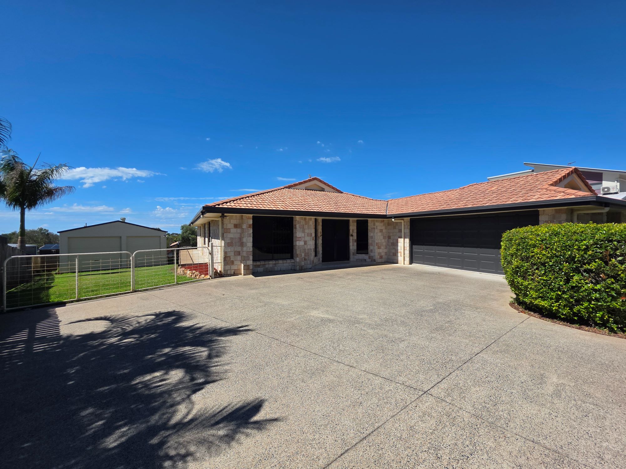 38 Victor Drive, KAWUNGAN, QLD 4655