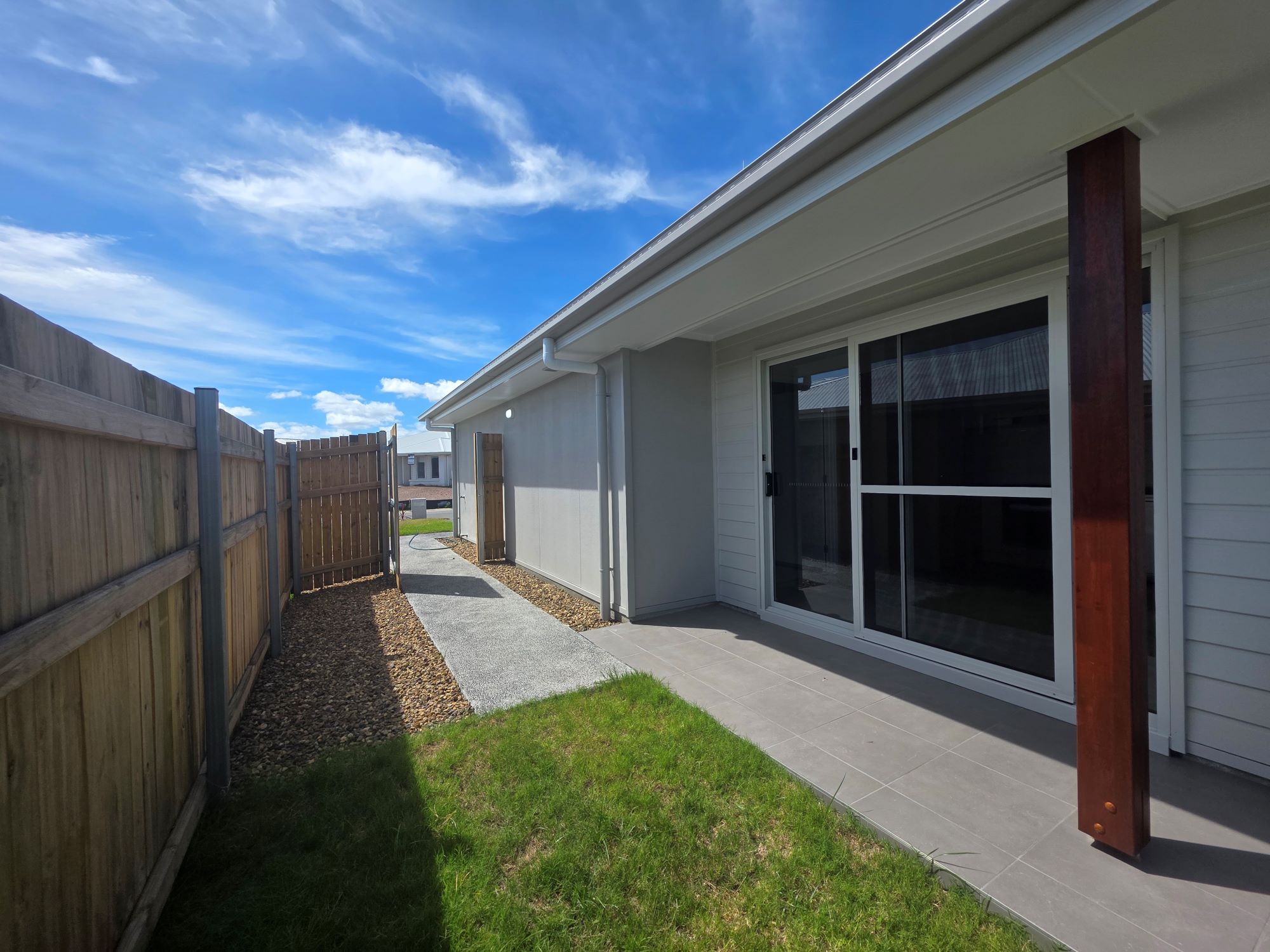 73 North Lakes Circuit, BURRUM HEADS, QLD 4659