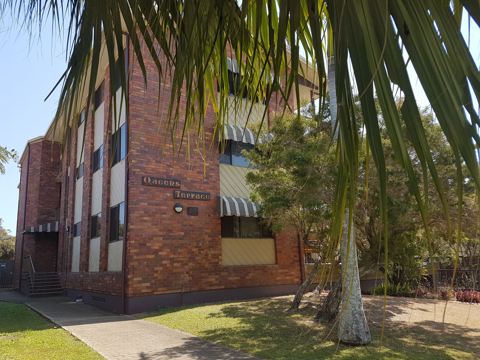 23 Queens Road, SCARNESS, QLD 4655