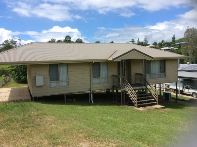 7 Larner Street, TIARO, QLD 4650