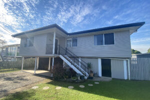 30 Hillcrest Ave, GRANVILLE, QLD 4650