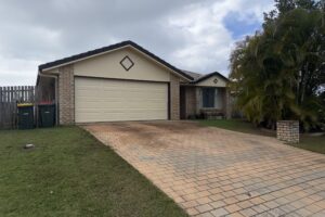 19 Endeavour Way, ELI WATERS, QLD 4655