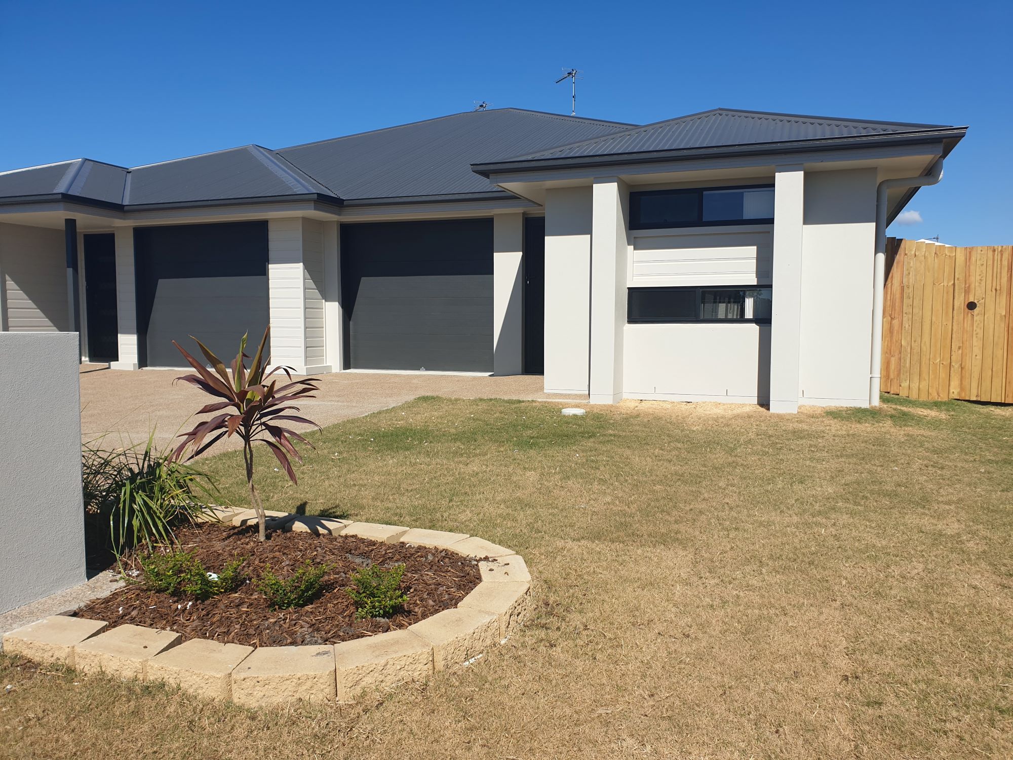 48B Imperial Circuit, ELI WATERS, QLD 4655