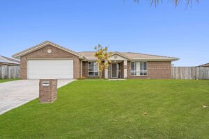 3 Peat Court, NIKENBAH, QLD 4655